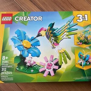LEGO Creator 3-in-1 Colorful Bird Set